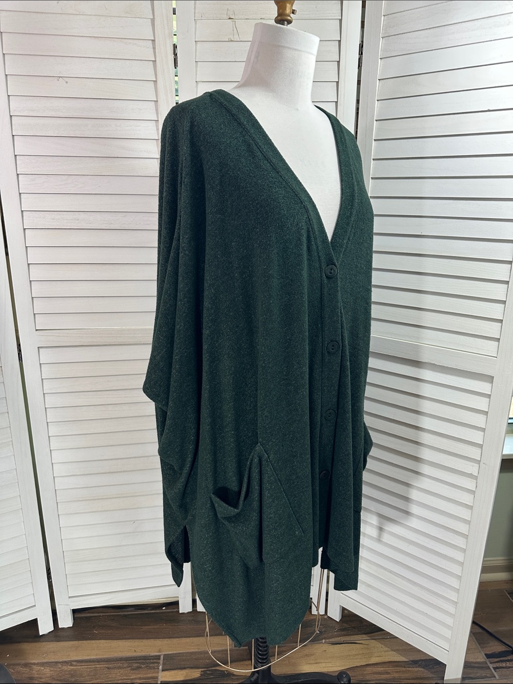 Susan Graver Lifestyle 3X Green Oversized Batwing Cardigan Button Front Pockets - Picture 7 of 13